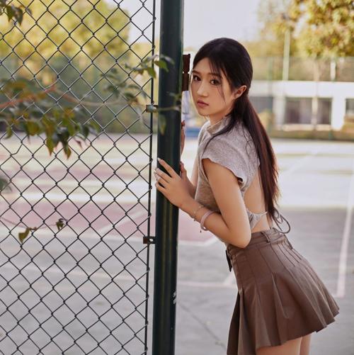 适合新手女生玩的王者荣耀英雄联盟(适合新手女生玩的lol英雄)-第5张图片-无暮网 适合新手女生玩的王者荣耀英雄联盟(适合新手女生玩的lol英雄)-第5张图片-无暮网
