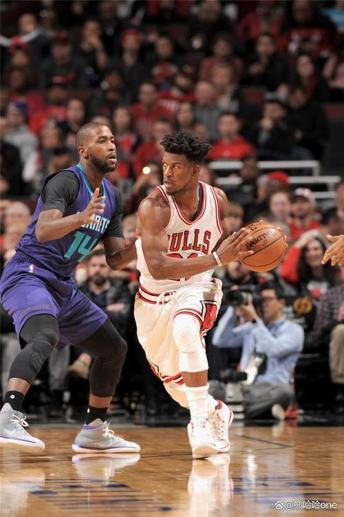 nba小前锋现役名单,nba小前锋球星-第1张图片-无暮网 nba小前锋现役名单,nba小前锋球星-第1张图片-无暮网