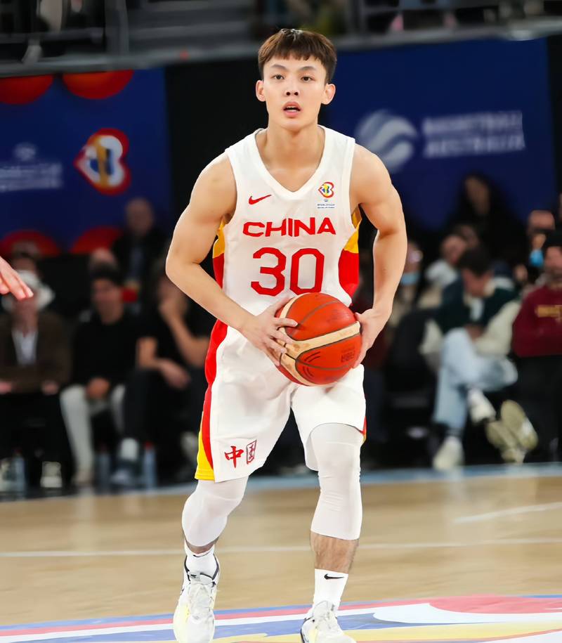 徐杰身高多少米,徐杰身高多少米体重多少斤-第4张图片-无暮网 徐杰身高多少米,徐杰身高多少米体重多少斤-第4张图片-无暮网