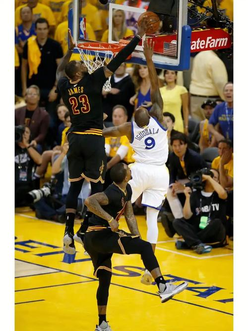 nba前十经典系列赛有哪些,nba前十经典比赛-第3张图片-无暮网 nba前十经典系列赛有哪些,nba前十经典比赛-第3张图片-无暮网
