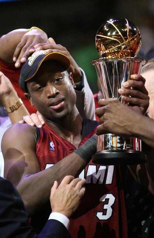 2006年nba总冠军是小牛,2006年nba总冠军是哪个球队-第6张图片-无暮网 2006年nba总冠军是小牛,2006年nba总冠军是哪个球队-第6张图片-无暮网