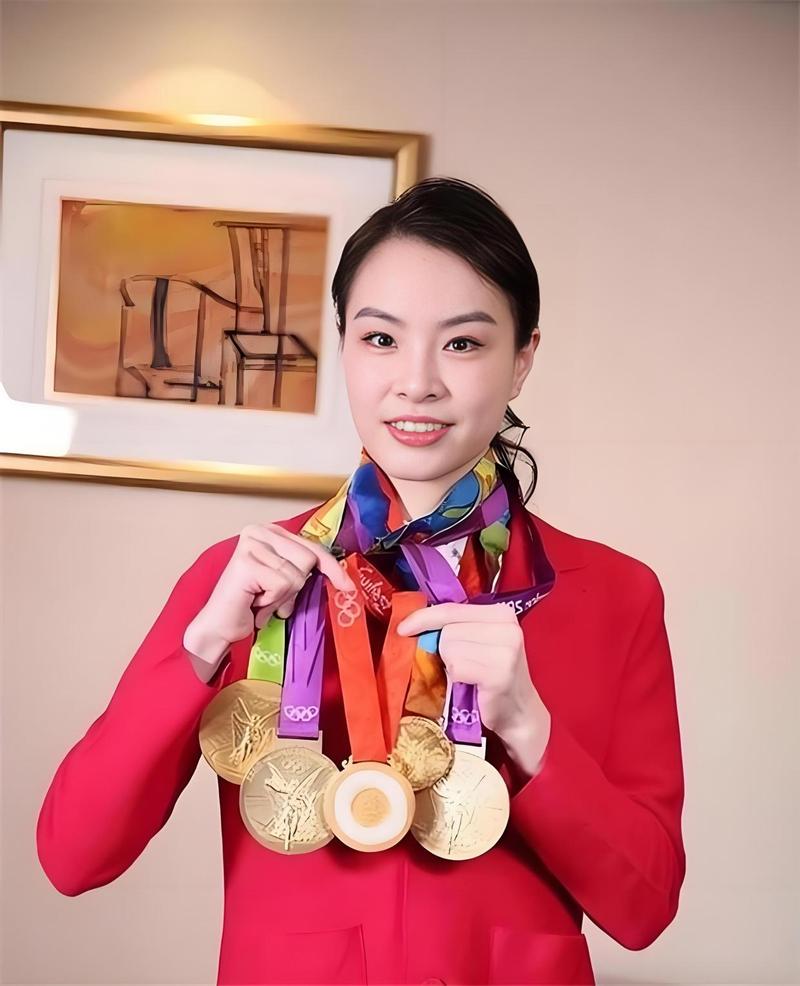 获得奥运会金牌比较多的选手是(获得奥运会金牌比较多的选手是哪两位)-第5张图片-无暮网 获得奥运会金牌比较多的选手是(获得奥运会金牌比较多的选手是哪两位)-第5张图片-无暮网