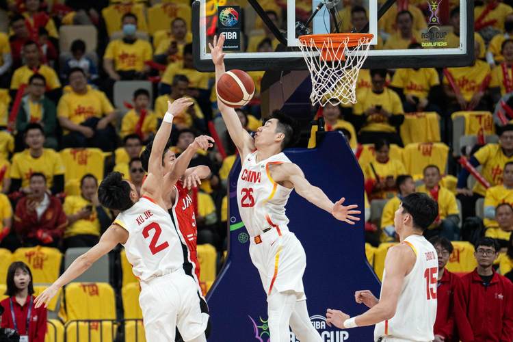 中国男篮第几次无缘奥运会（中国男篮37年来首次无缘奥运会）-第1张图片-无暮网