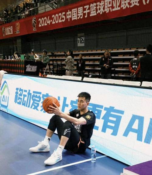 2019nba全明星技巧挑战赛,nba全明星技巧挑战赛视频-第1张图片-无暮网