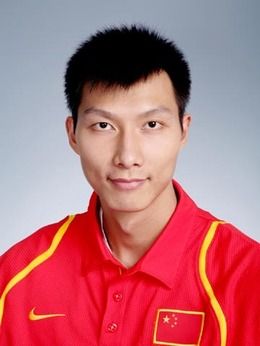 篮球队员易建联简历,篮球队员易建联简历资料-第2张图片-无暮网